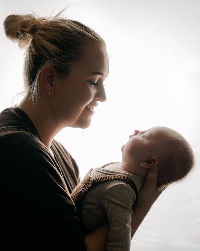 mobile - carousel-hero-element image-5