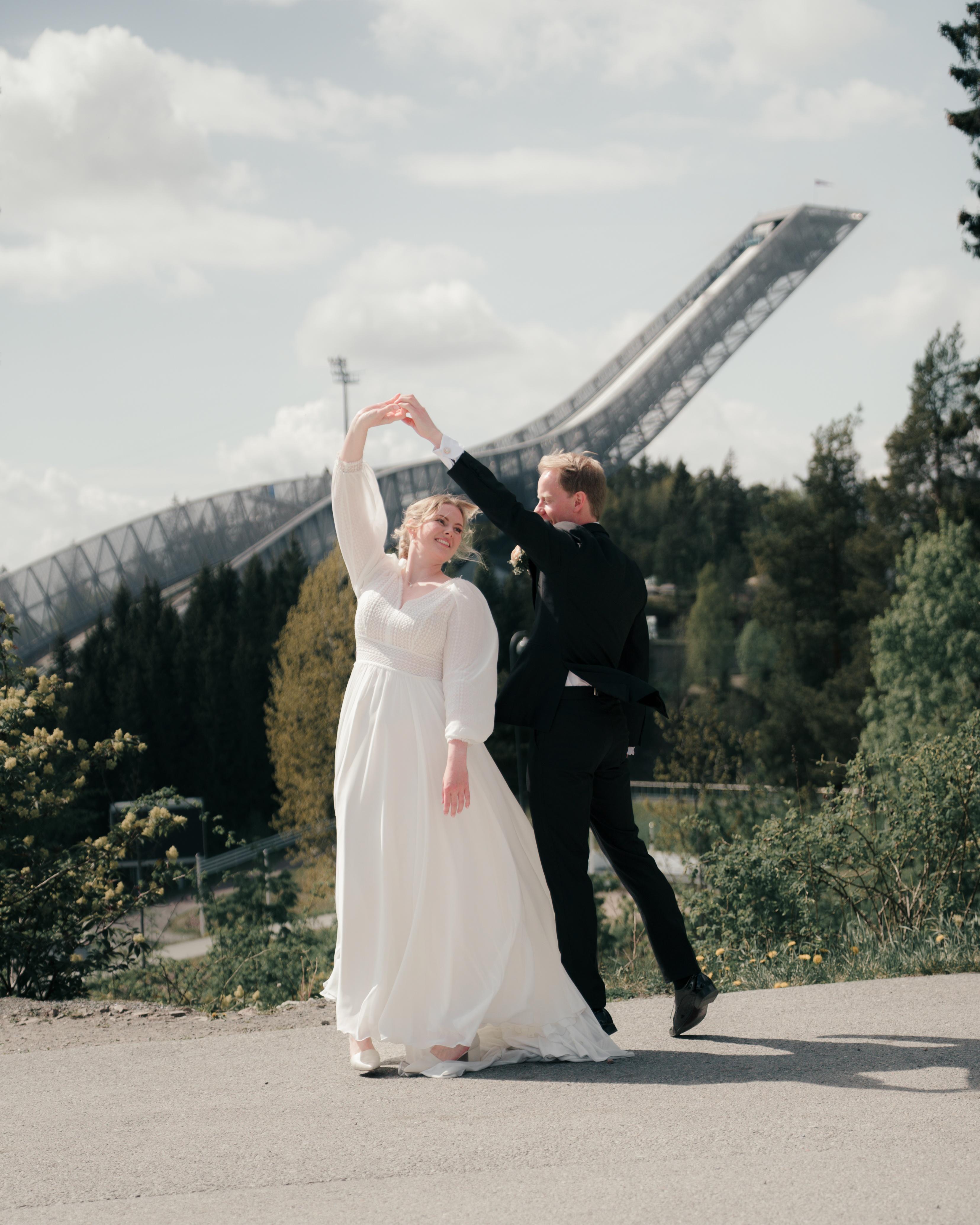 Vielse på Holmenkollen- bryllup med utsikt over hele Oslo