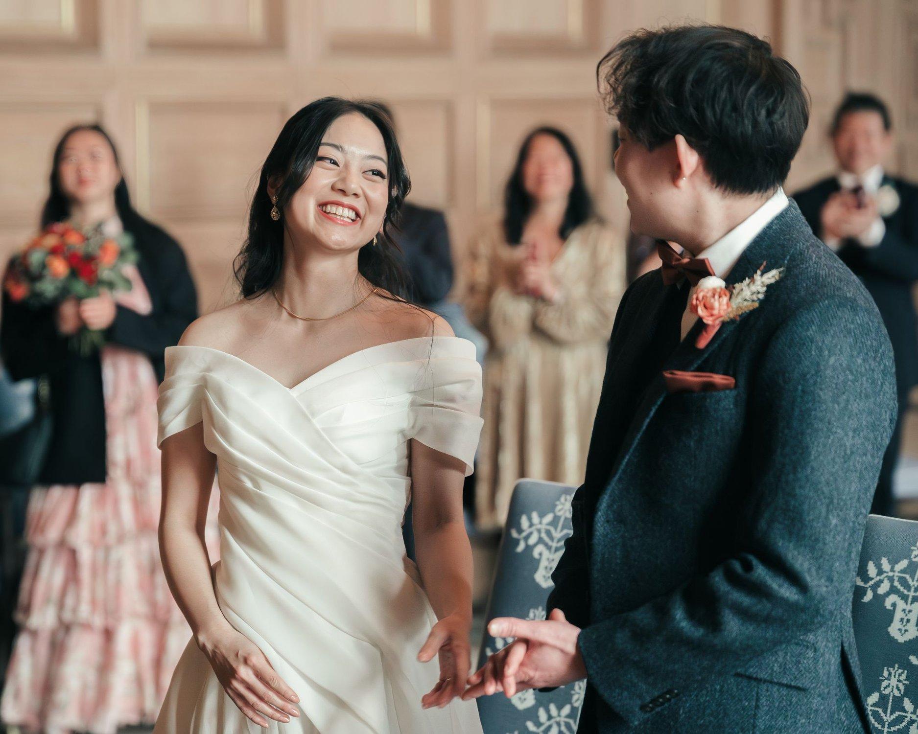 carousel-hero-element image-0