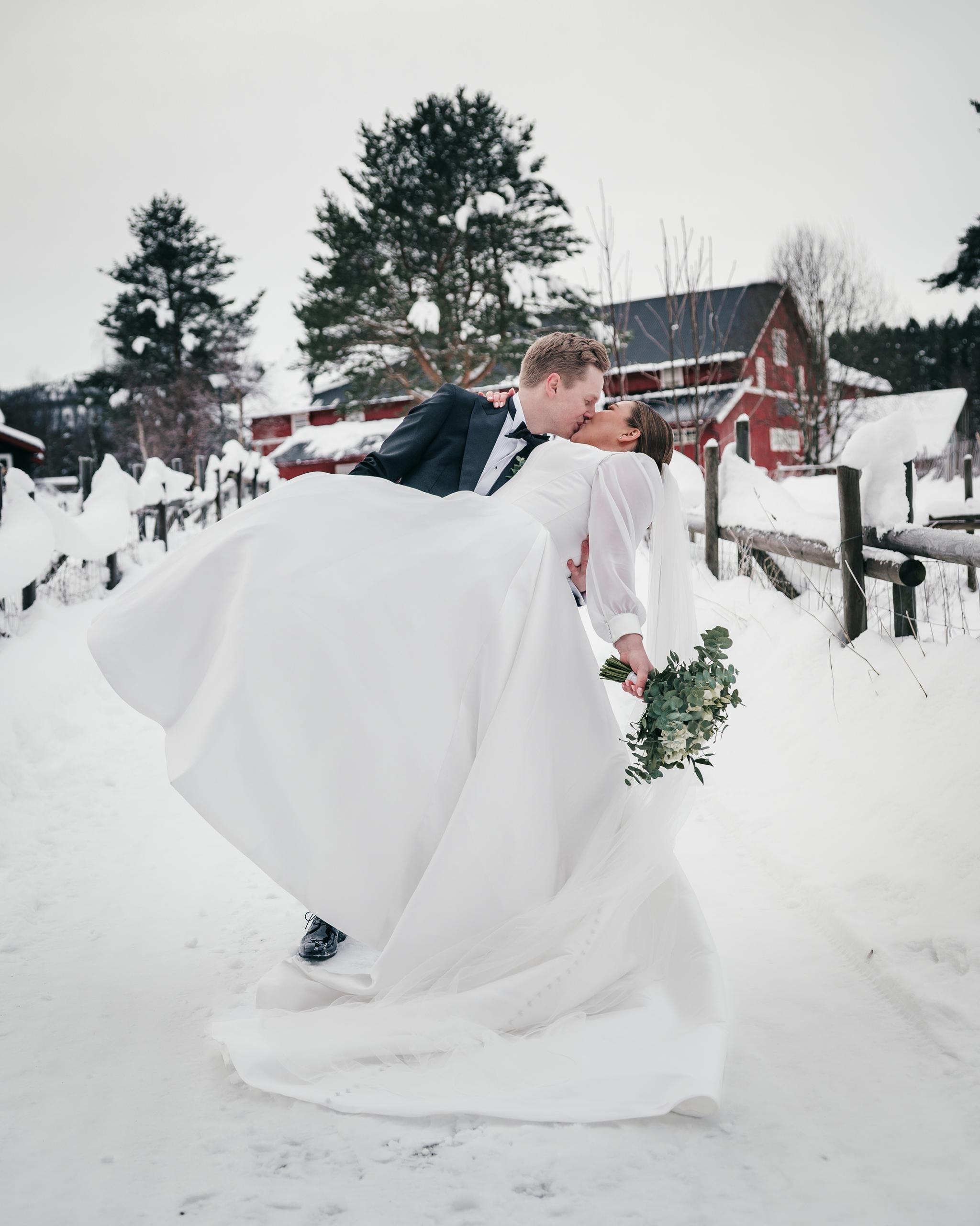 Bryllupsfotograf eller bryllupsvideo – trenger man begge deler?